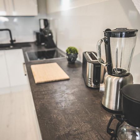 Luxus Maisonette Wohnung Am See, Wehome Premium Санкт-Леон-Рот Экстерьер фото