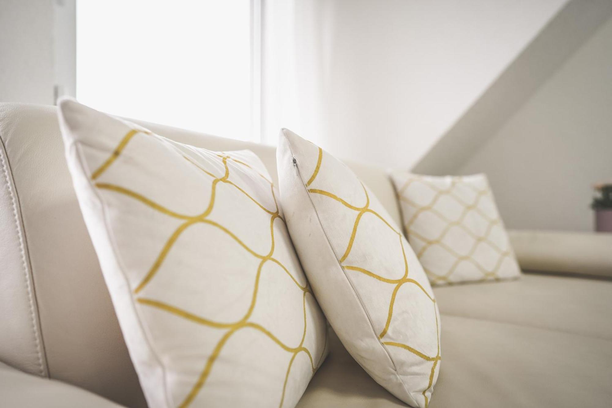 Luxus Maisonette Wohnung Am See, Wehome Premium Санкт-Леон-Рот Экстерьер фото